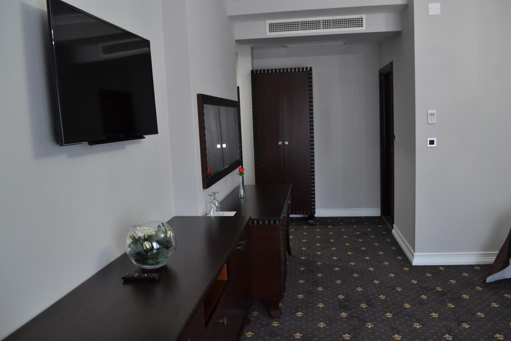Hotel Emi Στρώμνιτσα Εξωτερικό φωτογραφία